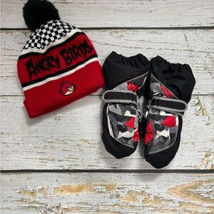 Angry Birds Toque and Waterproof Mittens Set